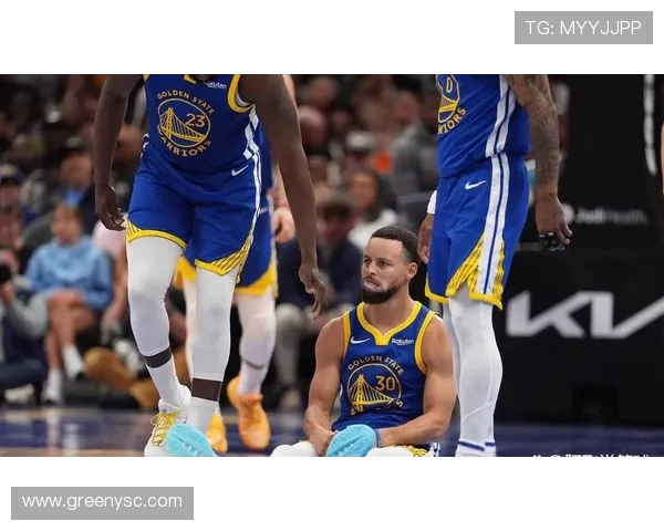 库里盛赞桑托斯续约背后的励志故事期待他继续展现个人价值与潜力